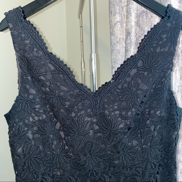 Ann Taylor Lace V-Neck Dress - Picture 3 of 8